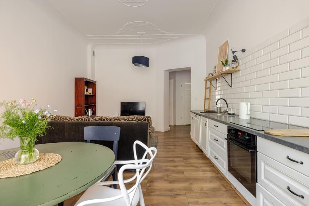 Apartament Rozeta Centrum 6Os Легница Екстериор снимка